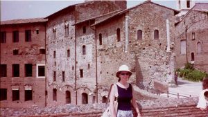 Medieval houses built on top of the Roman Trajan's Market building